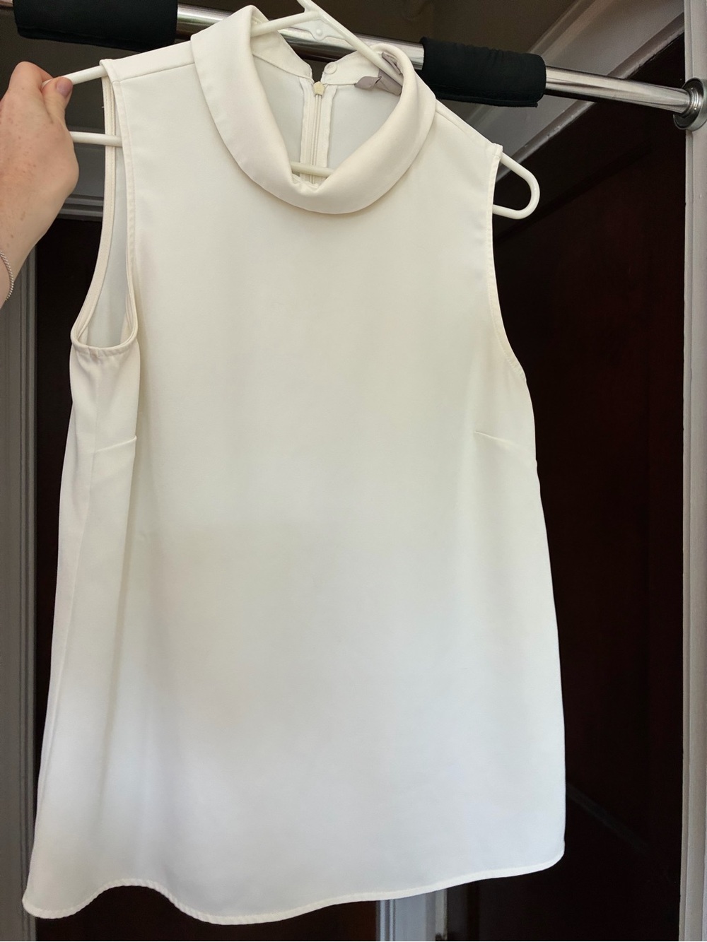 H&M Cream Sleeveless Mock Neck Camisole